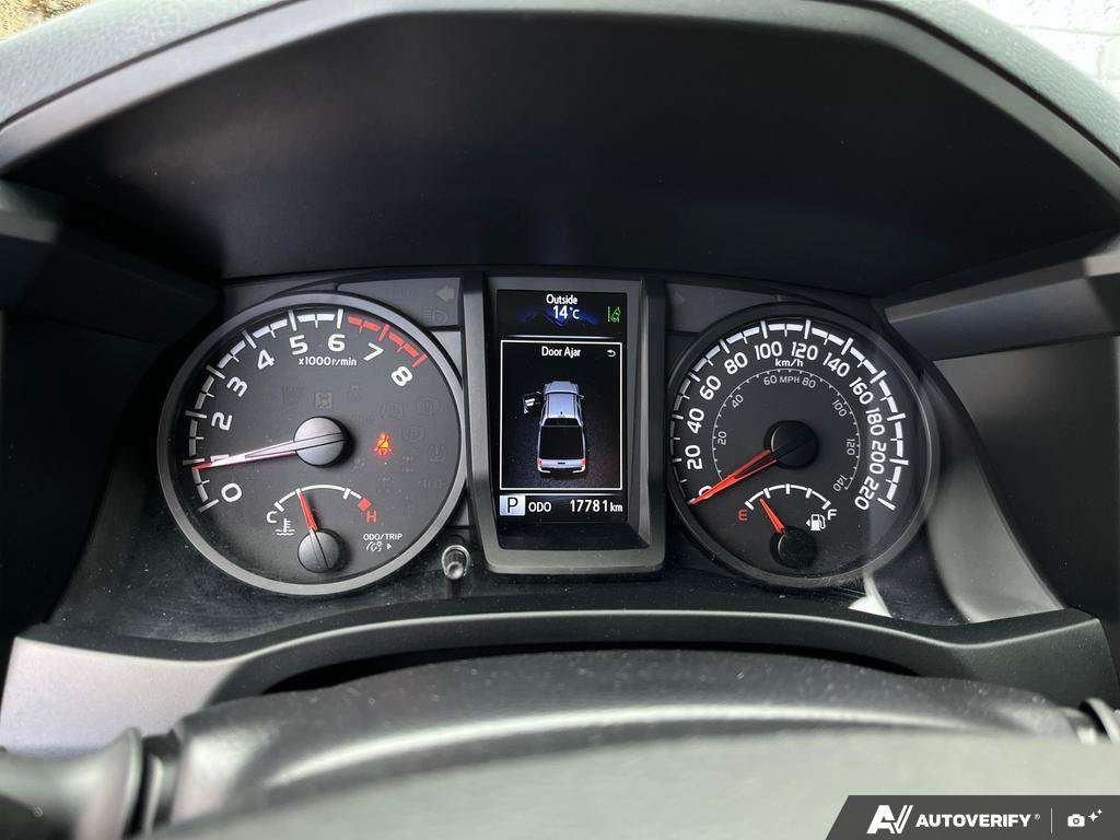 2022 Toyota Tacoma — photo 15 of 25