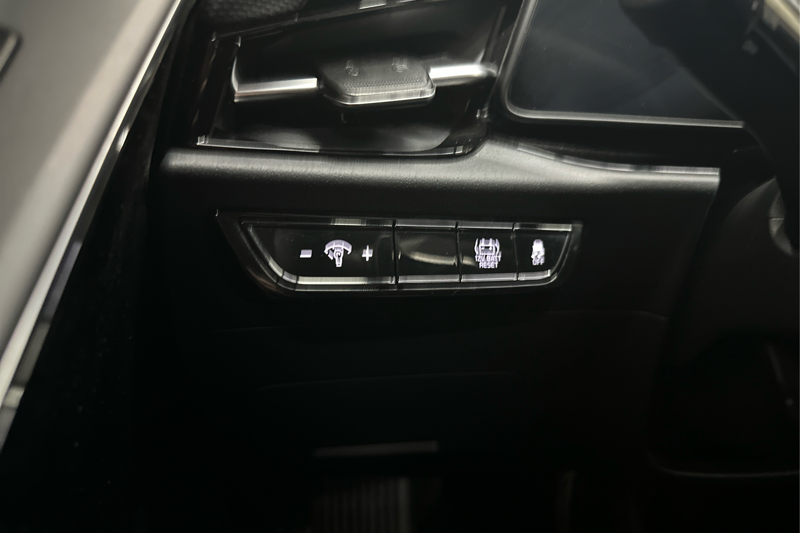 2025 Kia Niro Hybrid — photo 27 of 27