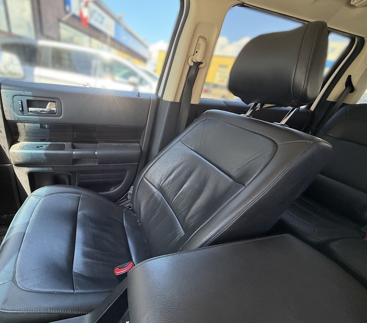 2018 Ford Flex — photo 18 of 48