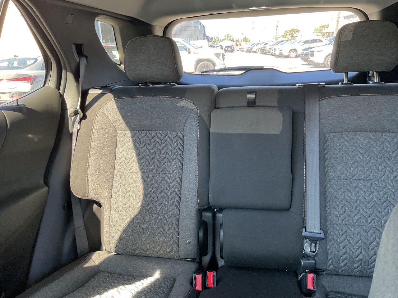 2024 Chevrolet Equinox — photo 31 of 34