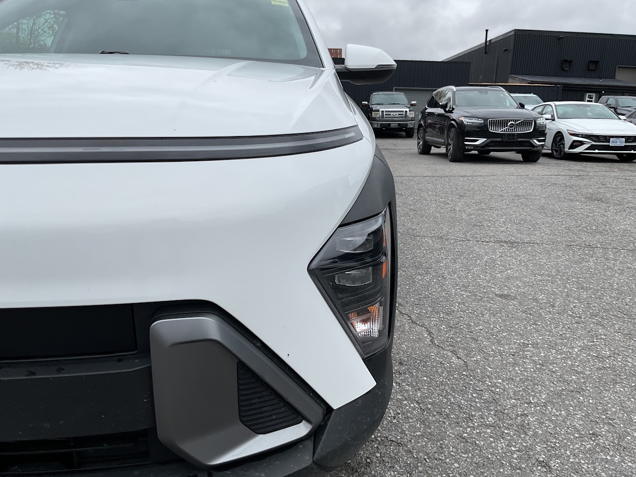 2024 Hyundai Kona — photo 17 of 34