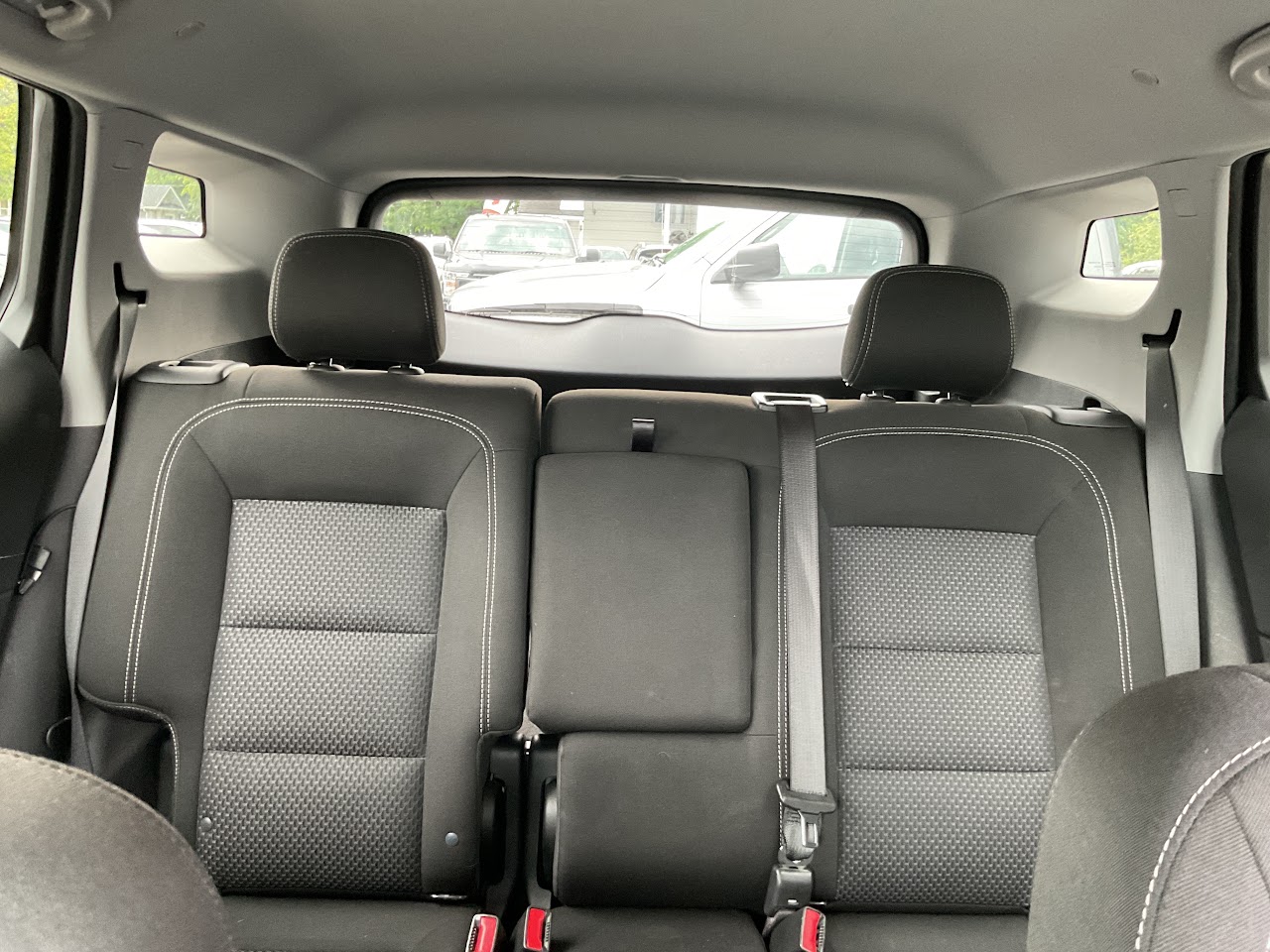 2024 GMC Terrain — photo 25 of 34