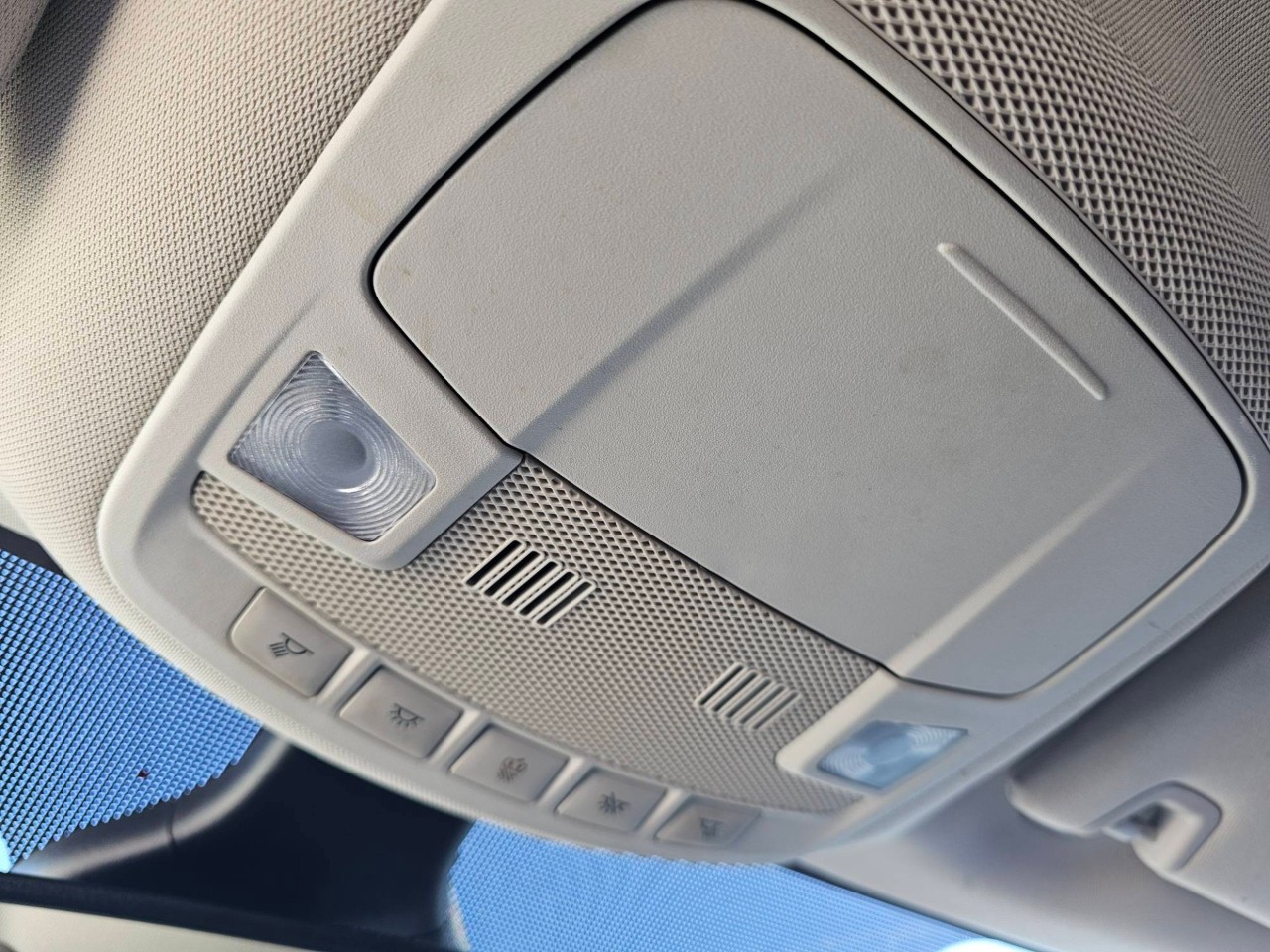 2021 Ford Edge — photo 27 of 34