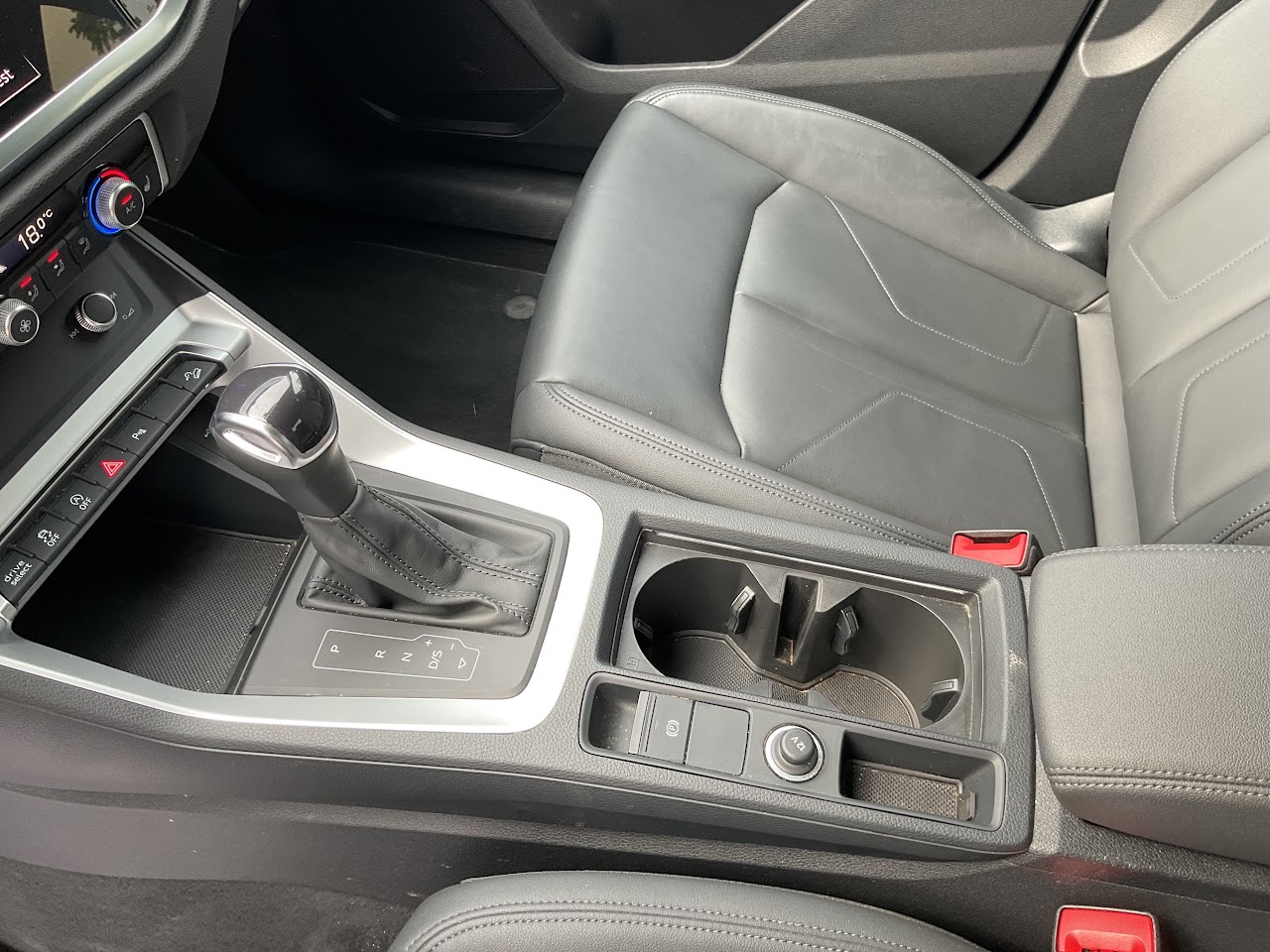 2025 Audi Q3 — photo 29 of 34