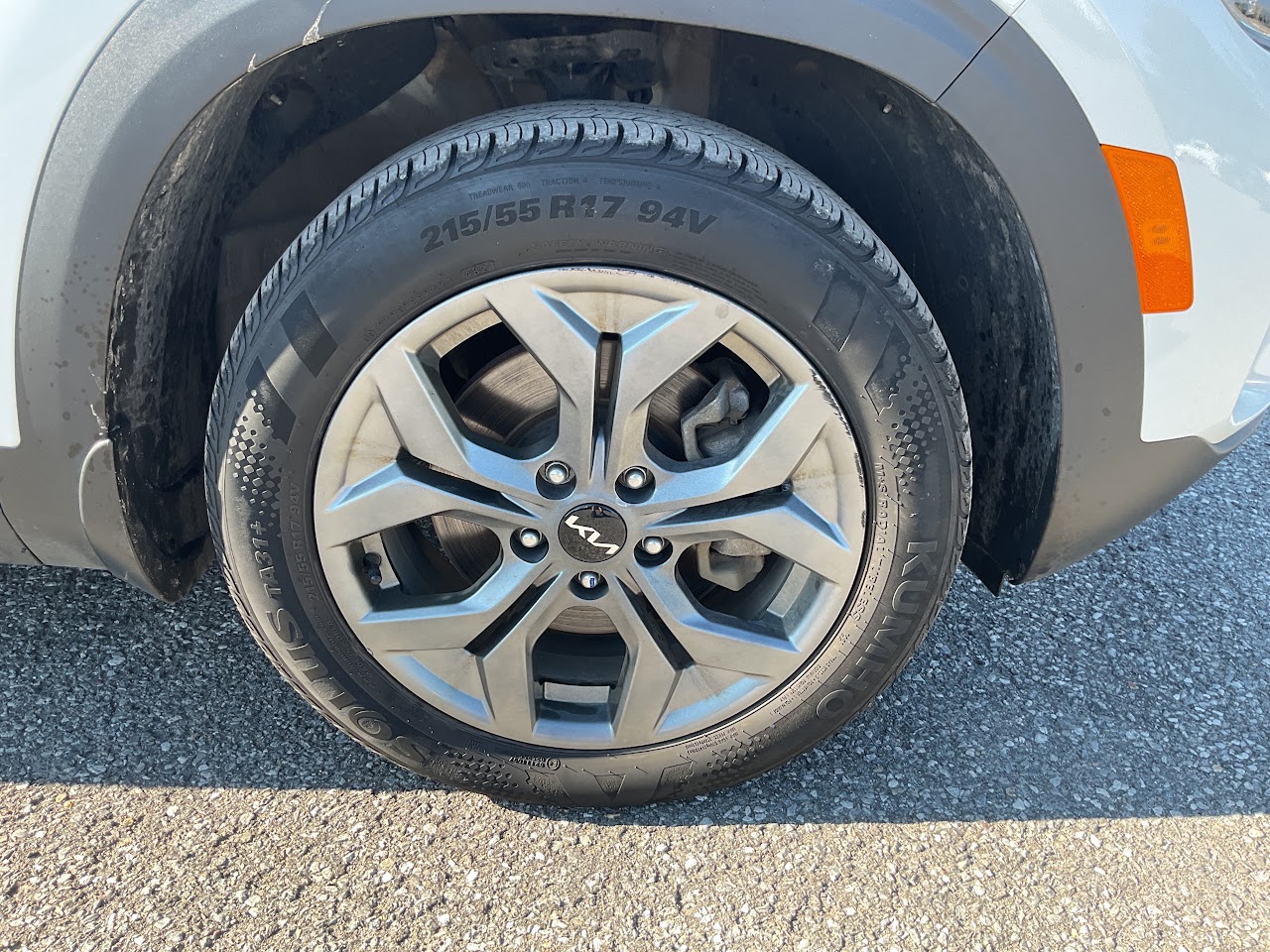 2025 Kia Seltos — photo 12 de 34
