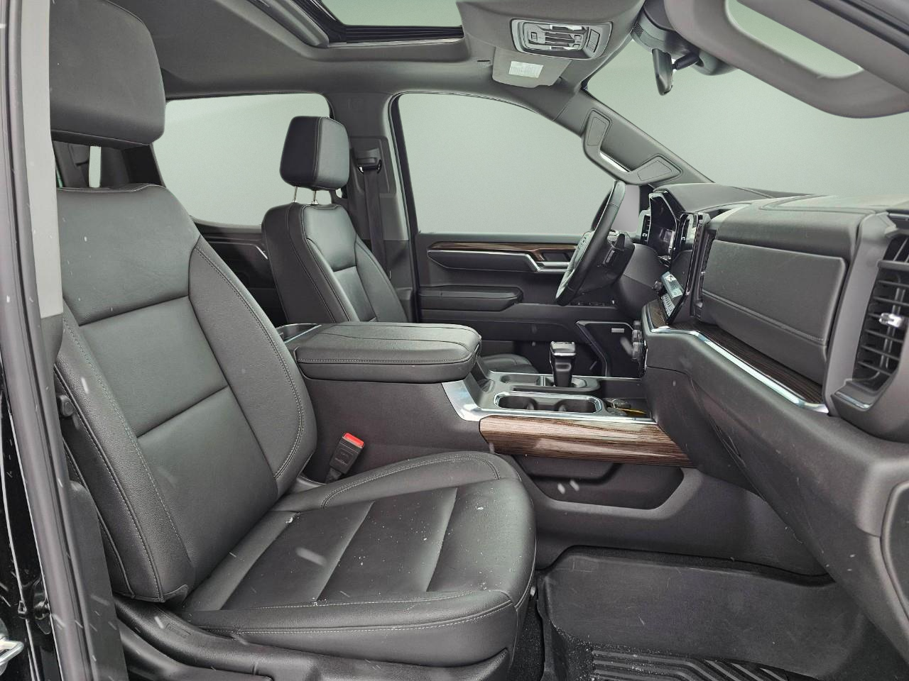 2025 Chevrolet Silverado 1500 — photo 20 of 20