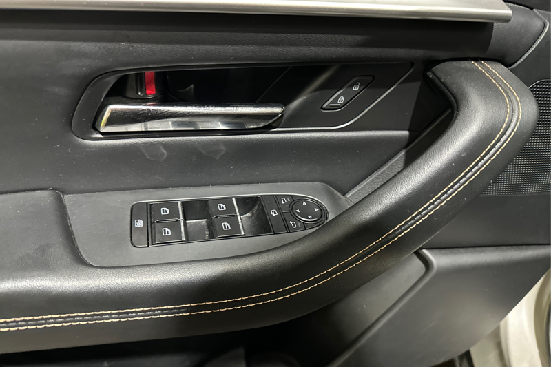 2025 Mazda CX-90 MHEV — photo 25 de 28
