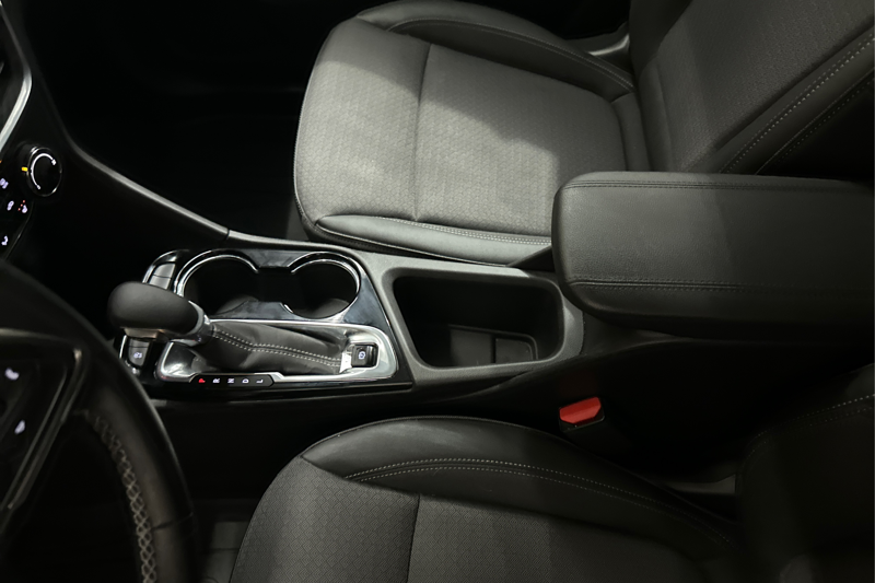 2025 Buick Encore Gx — photo 18 of 33