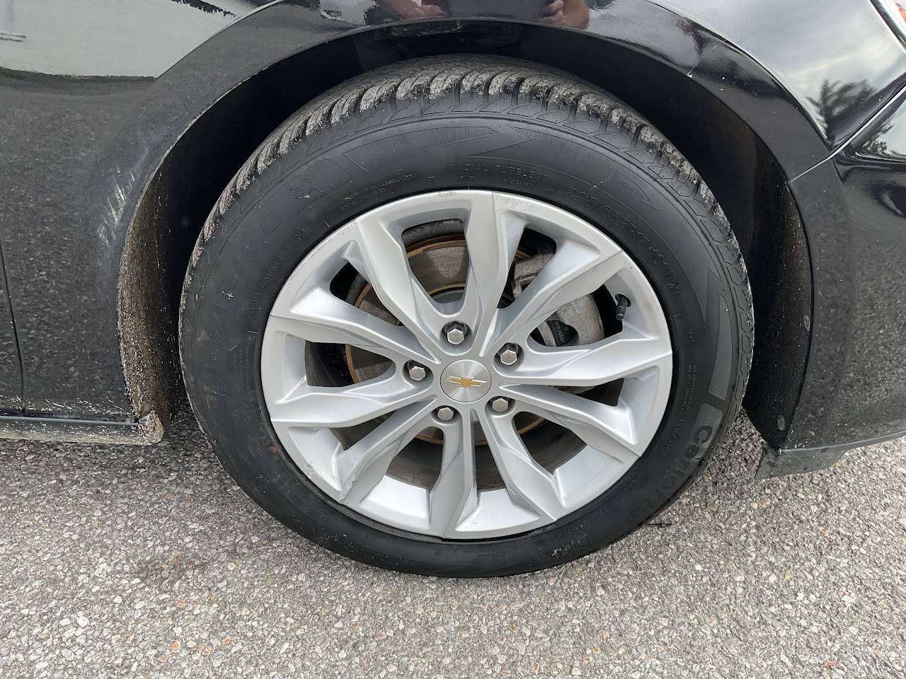 2023 Chevrolet Malibu — photo 12 of 34