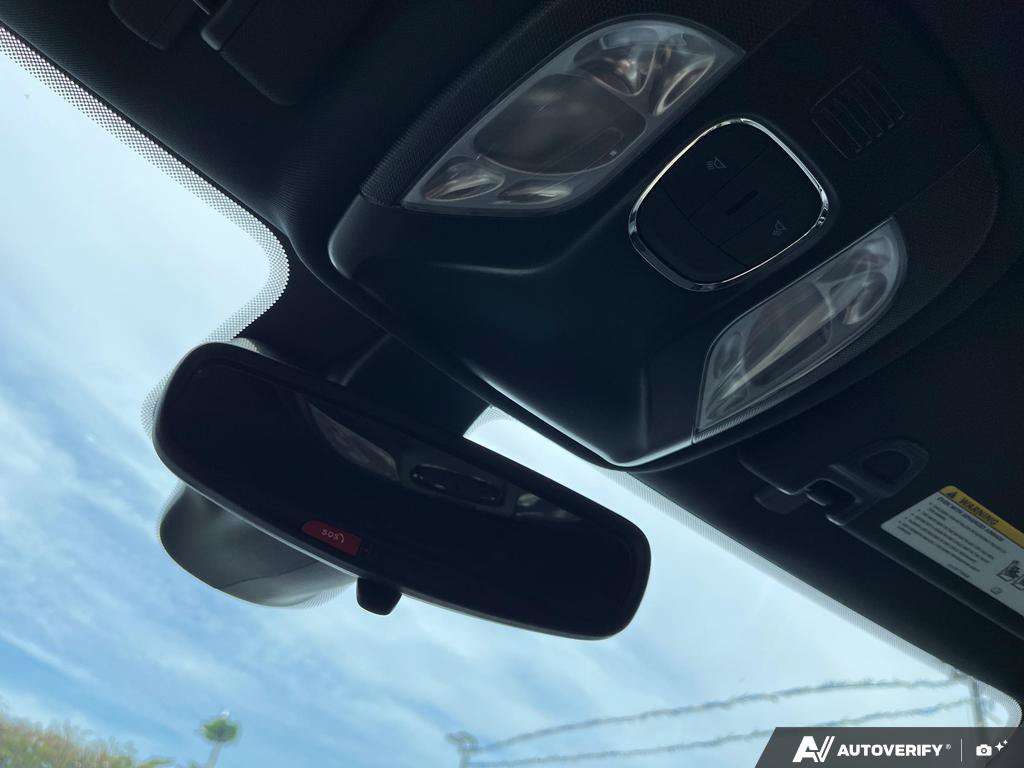 2025 Jeep Compass — photo 21 of 25