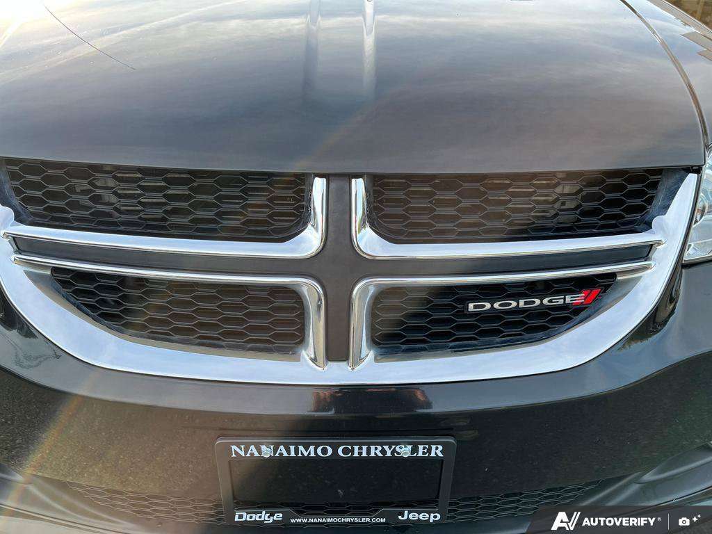 2019 Dodge Grand Caravan Passenger Van — photo 9 of 25