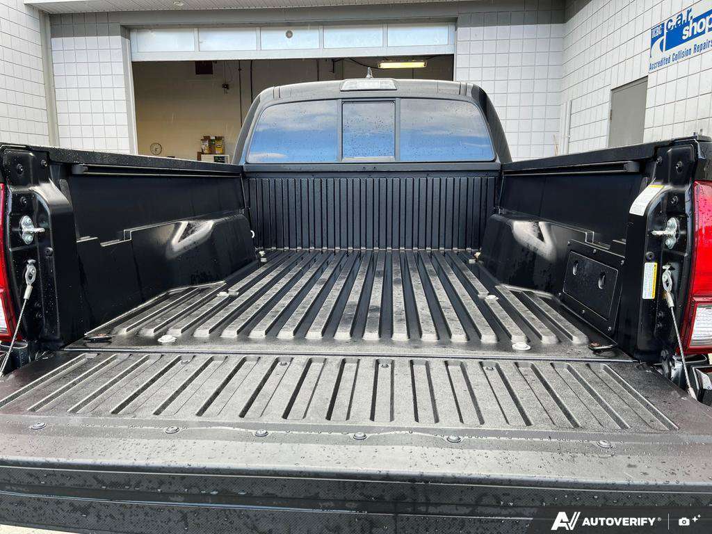 2022 Toyota Tacoma — photo 12 of 25