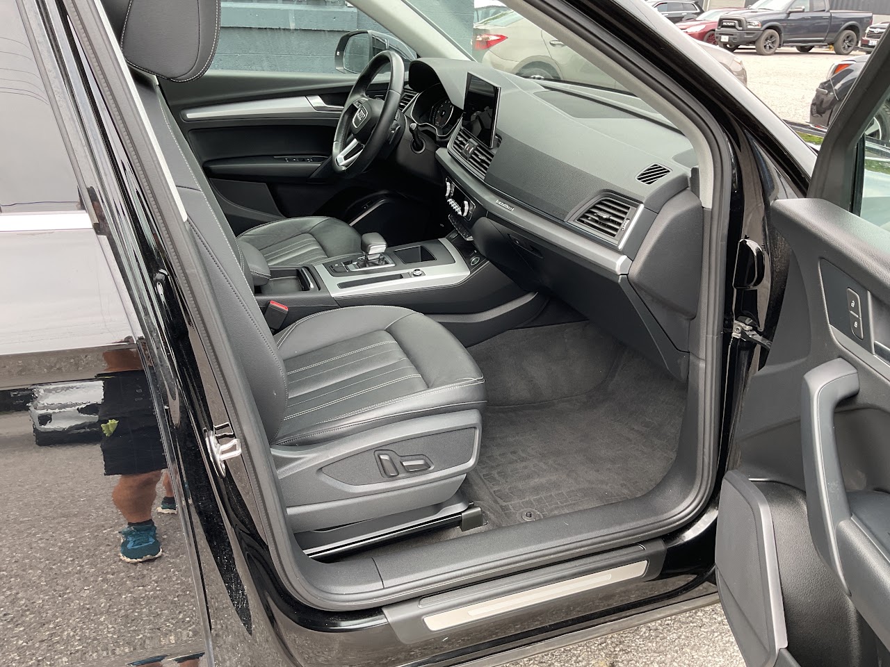 2021 Audi Q5 — photo 20 of 34