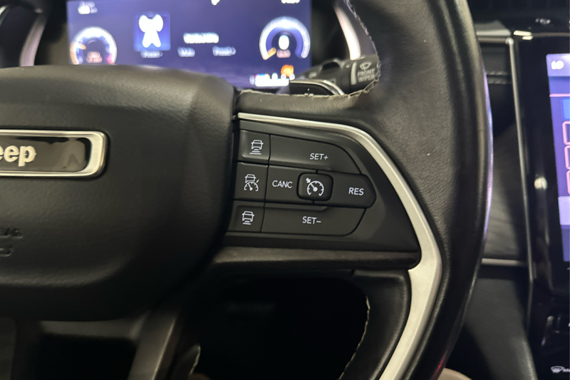 2021 Jeep Grand Cherokee L — photo 26 de 30