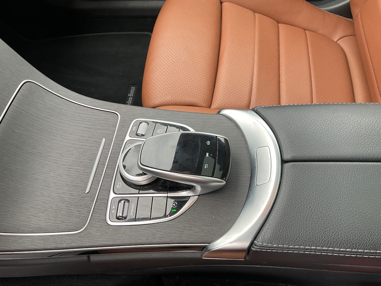 2020 Mercedes-Benz C-Class — photo 28 of 32
