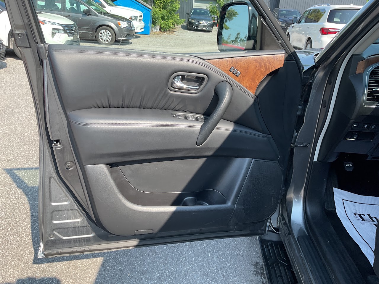 2024 Nissan Armada — photo 30 of 34
