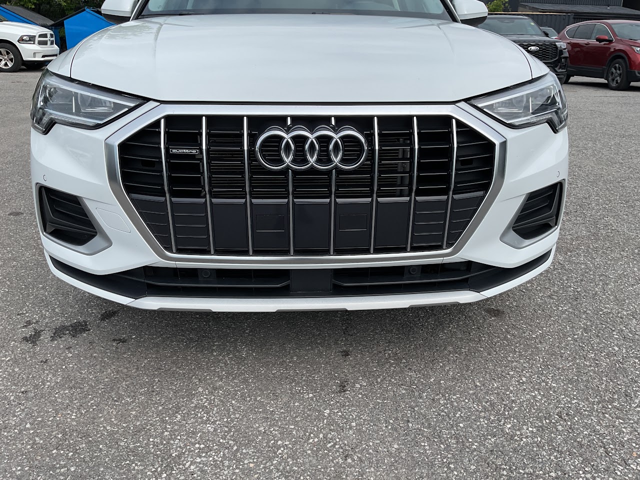 2025 Audi Q3 — photo 18 of 34