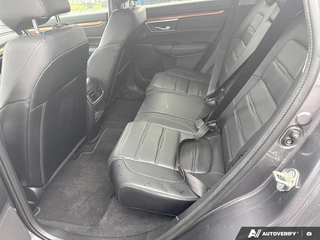 2017 Honda CR-V — photo 23 of 25