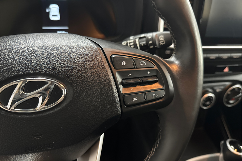 2025 Hyundai Venue — photo 29 of 34