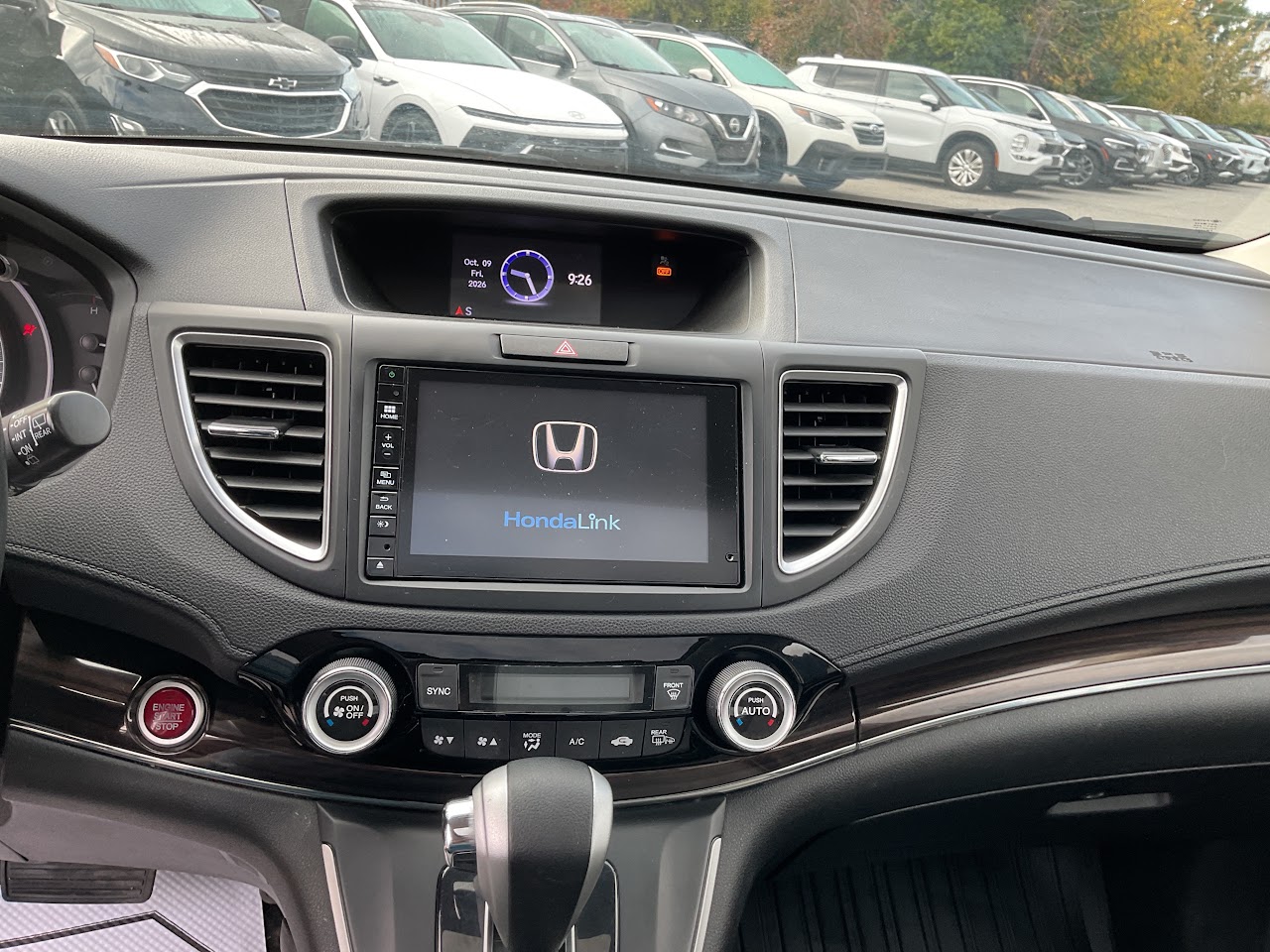 2015 Honda CR-V — photo 27 of 33