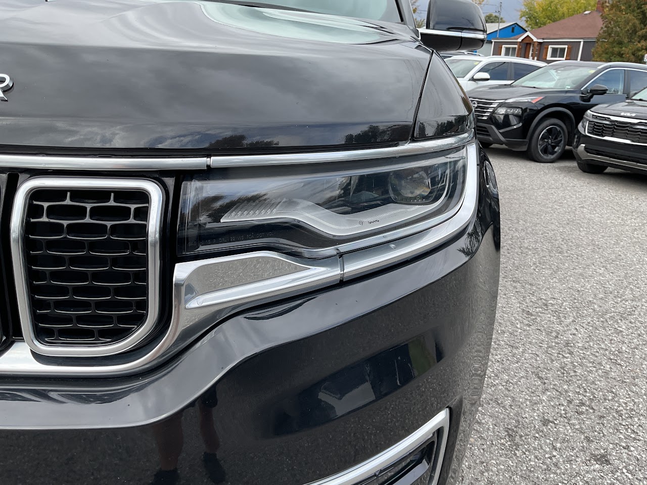 2022 Jeep Wagoneer — photo 16 of 34