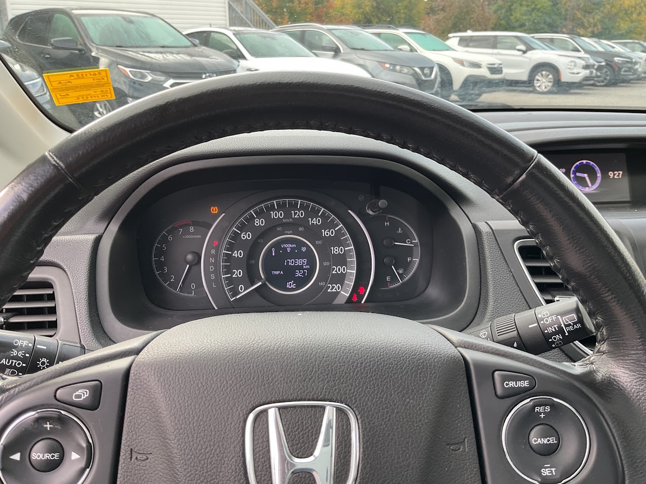 2015 Honda CR-V — photo 26 of 33