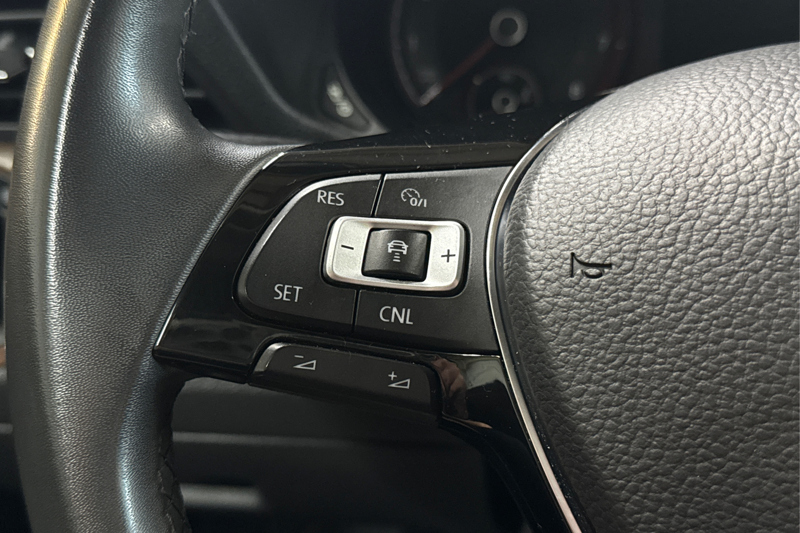 2022 Volkswagen Passat — photo 28 de 33