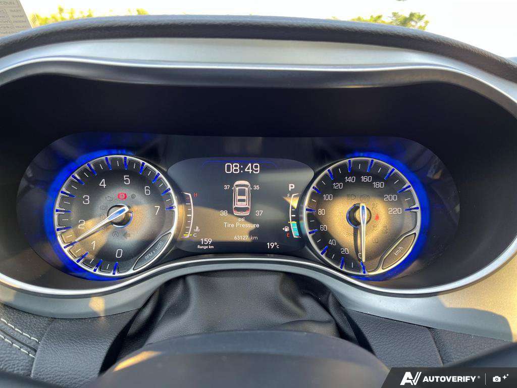2025 Chrysler Pacifica — photo 15 de 25