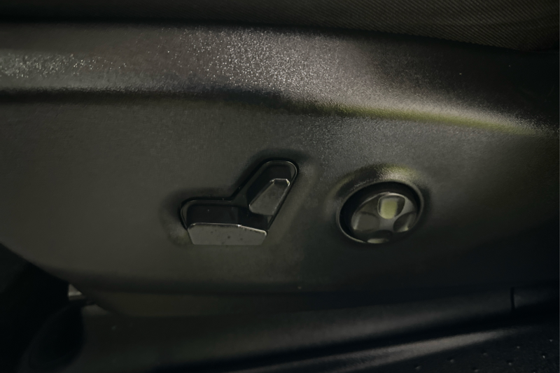 2026 Chrysler Grand Caravan — photo 27 of 28