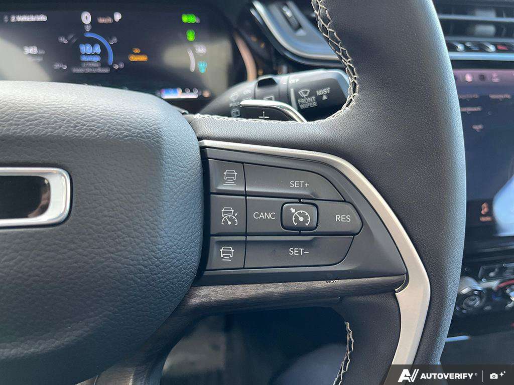 2023 Jeep Grand Cherokee 4xe — photo 16 de 25