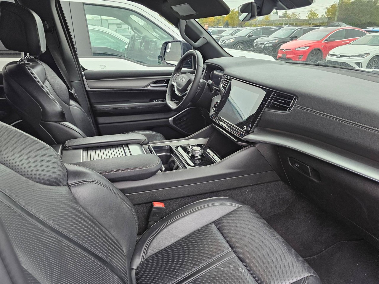 2024 Jeep Wagoneer — photo 11 de 22