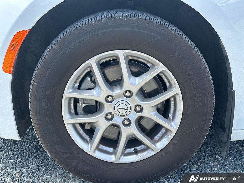 2025 Chrysler Grand Caravan — photo 6 of 25