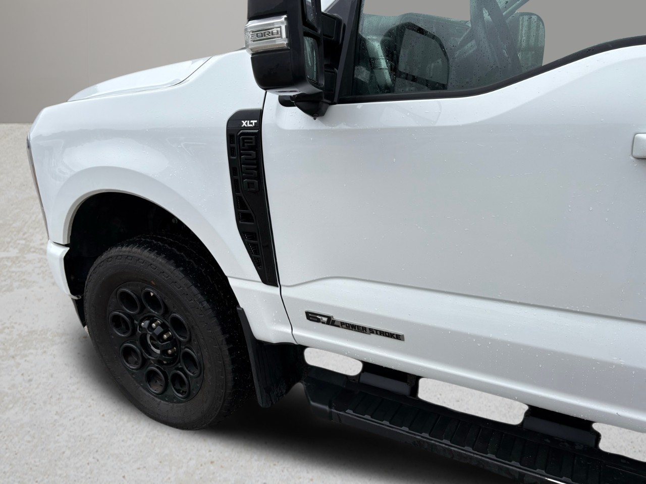 2025 Ford Super Duty F-250 SRW — photo 8 of 17