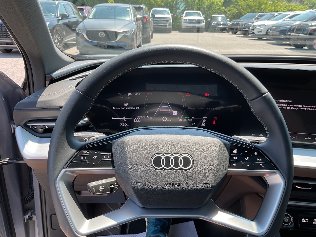 2025 Audi Q5 — photo 23 of 33