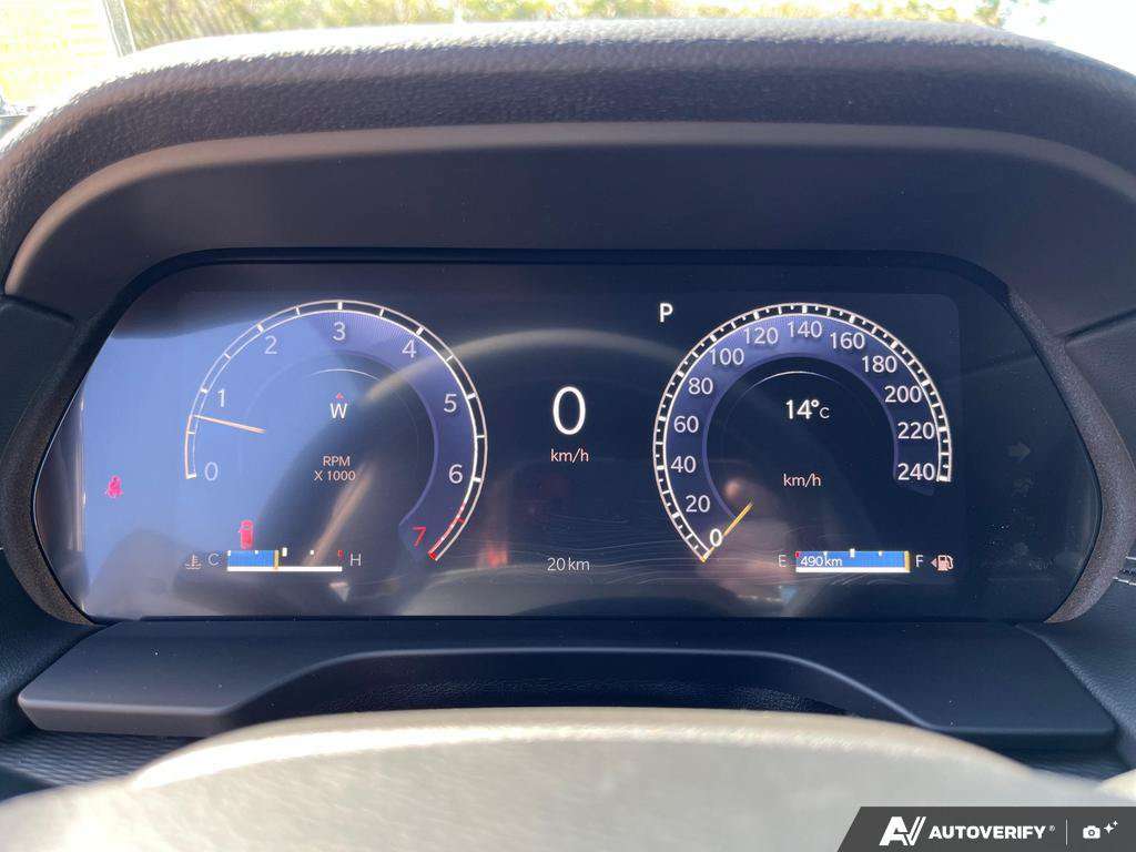 2026 Jeep Grand Cherokee — photo 15 of 25