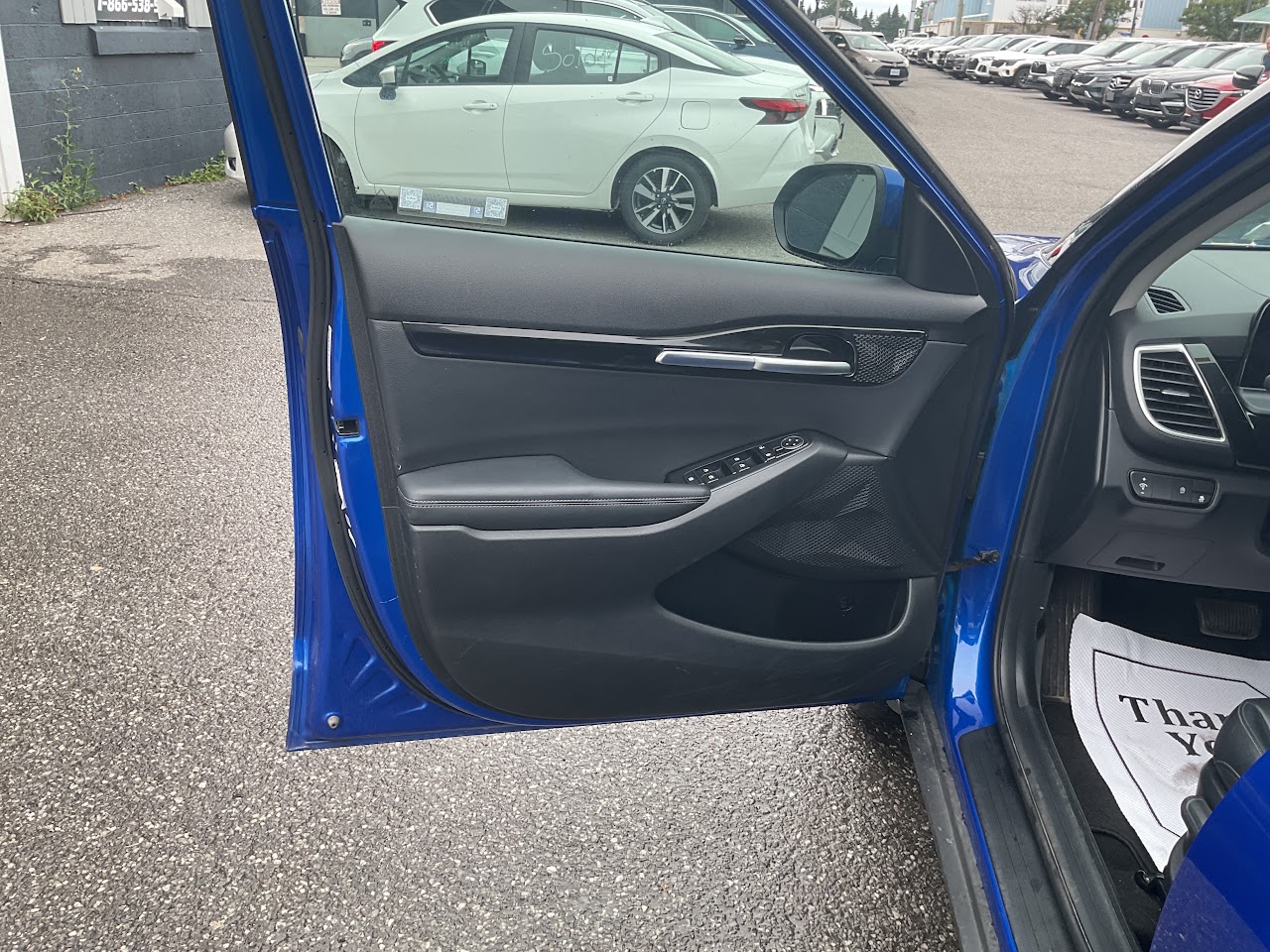 2025 Kia Seltos — photo 30 of 34