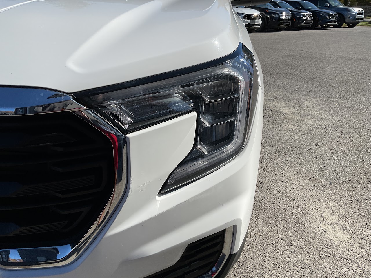 2024 GMC Terrain — photo 14 of 34