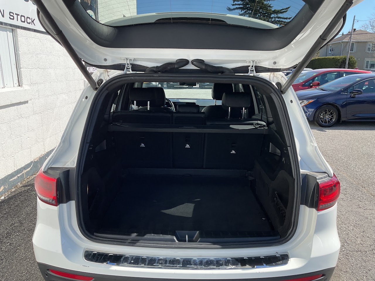 2023 Mercedes-Benz GLB250 — photo 21 of 22
