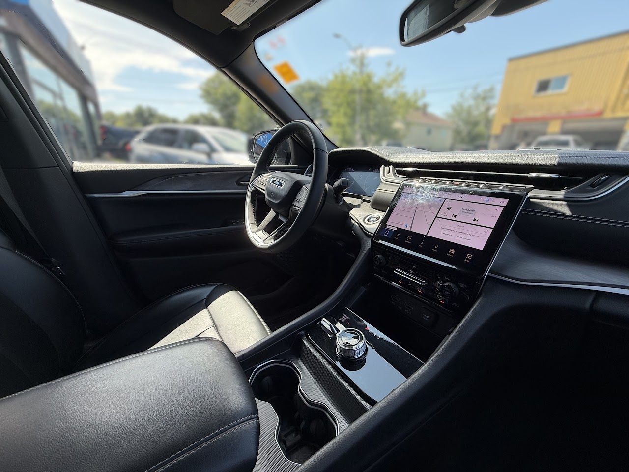 2024 Jeep Grand Cherokee — photo 36 de 67