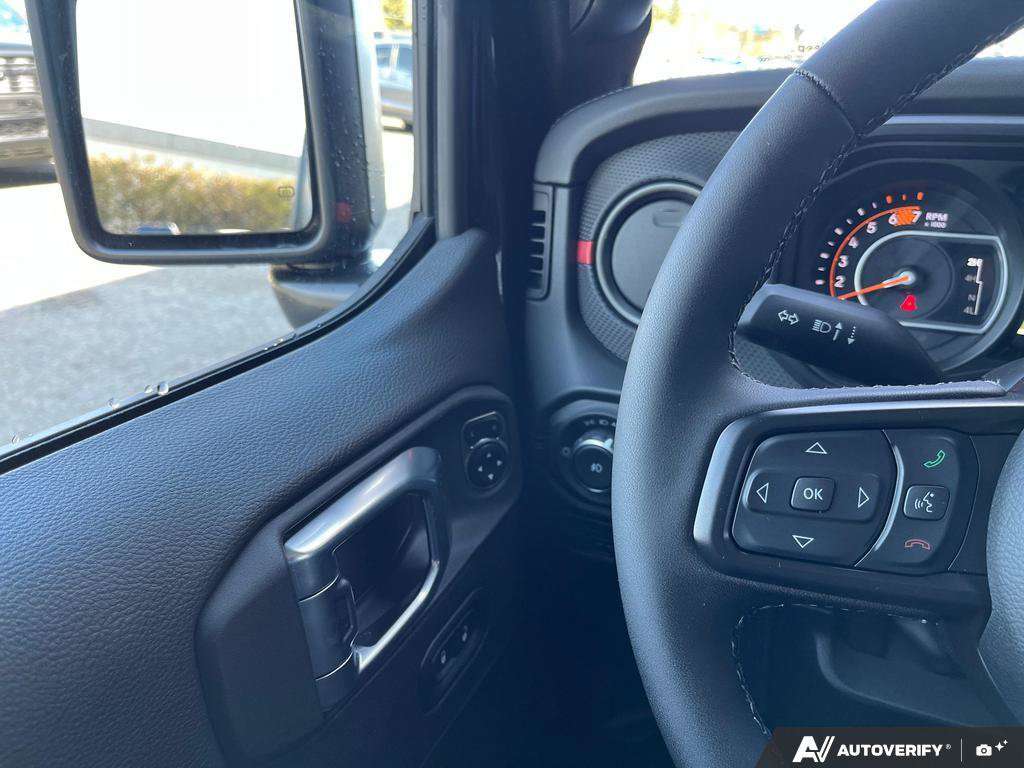 2026 Jeep Wrangler — photo 17 of 25