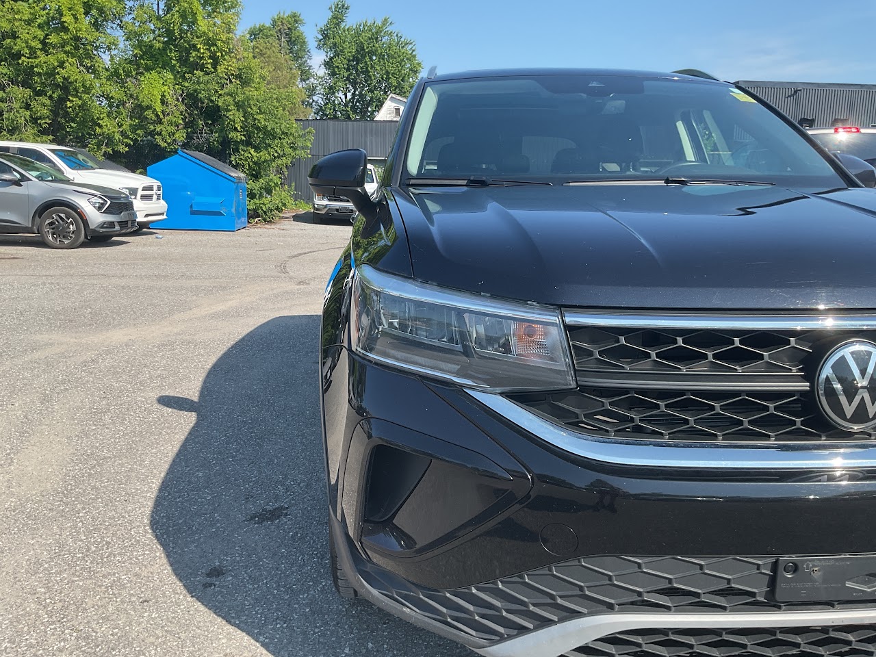 2024 Volkswagen Taos — photo 14 of 32