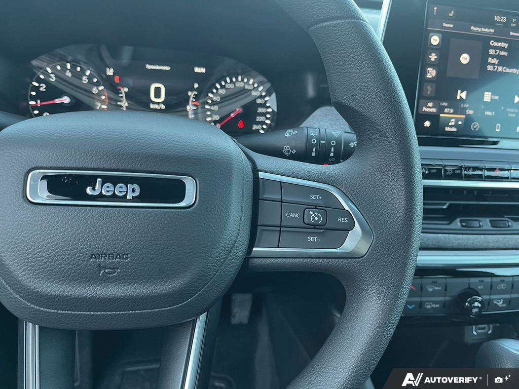 2026 Jeep Compass — photo 16 de 25