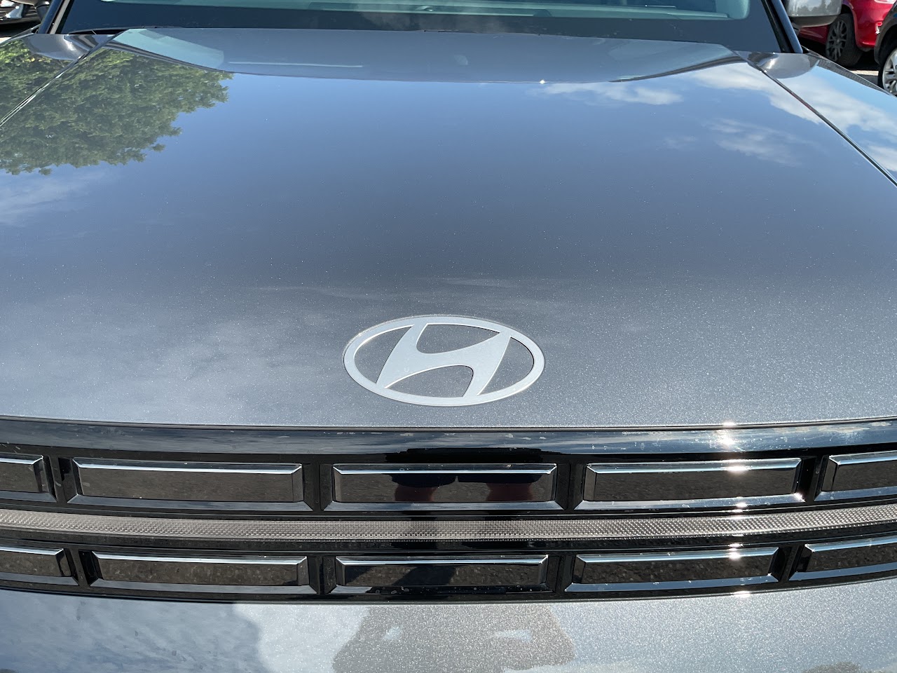 2026 Hyundai Santa Fe — photo 18 of 34