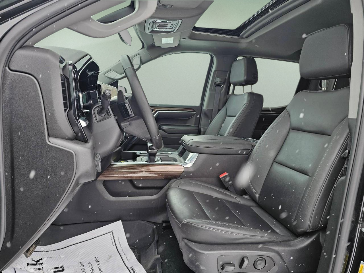 2025 Chevrolet Silverado 1500 — photo 7 of 20