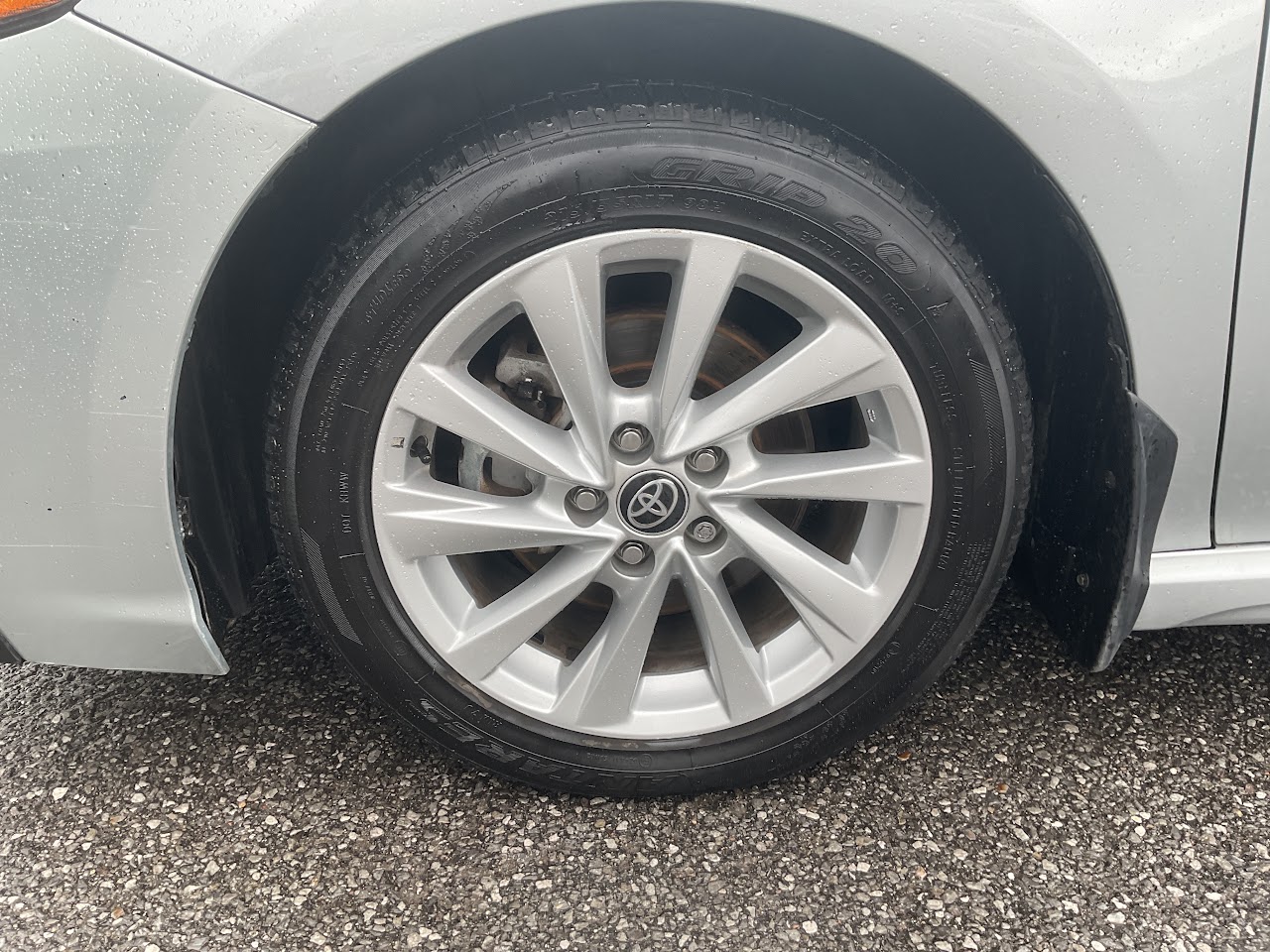 2023 Toyota Camry — photo 9 of 34