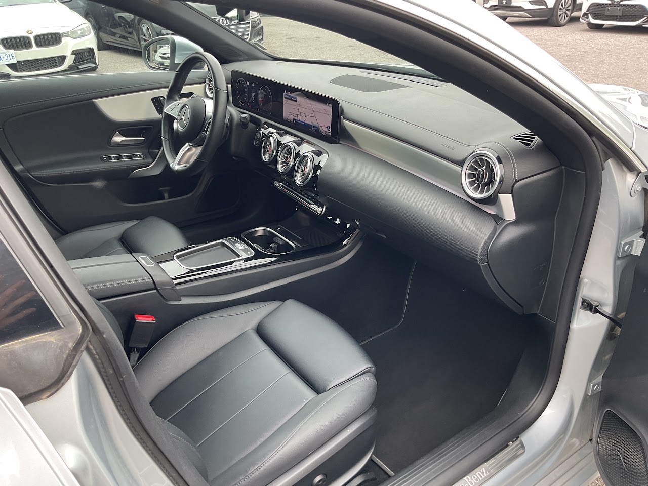 2025 Mercedes-Benz CLA-Class — photo 22 de 34
