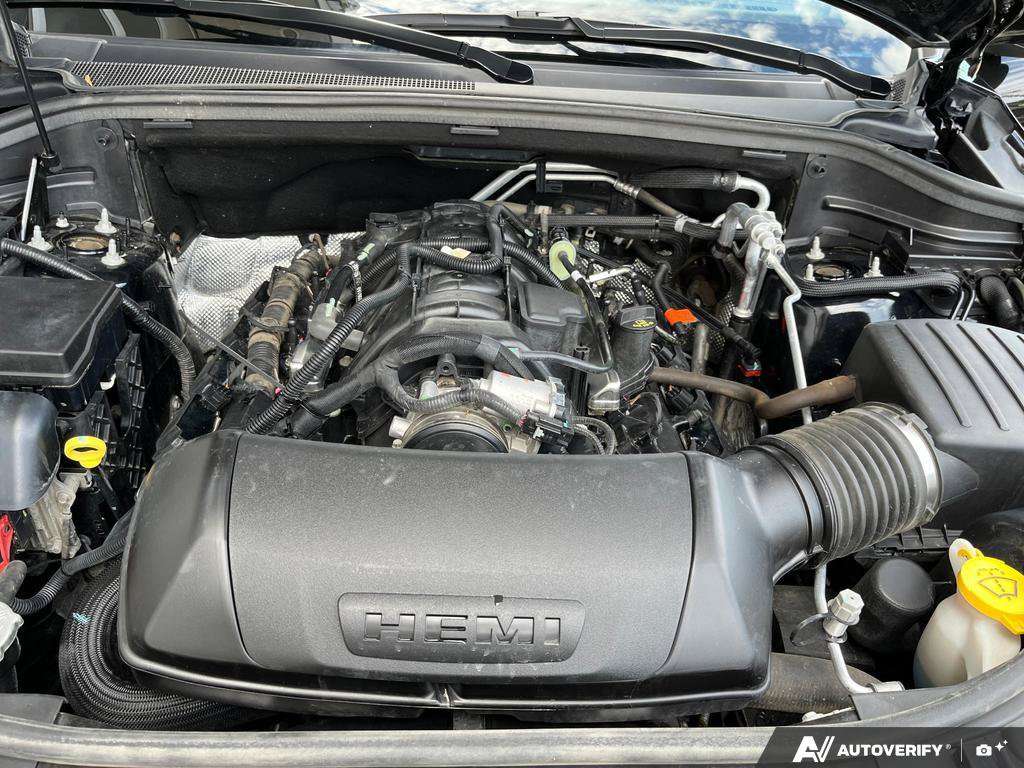 2025 Dodge Durango — photo 10 of 25