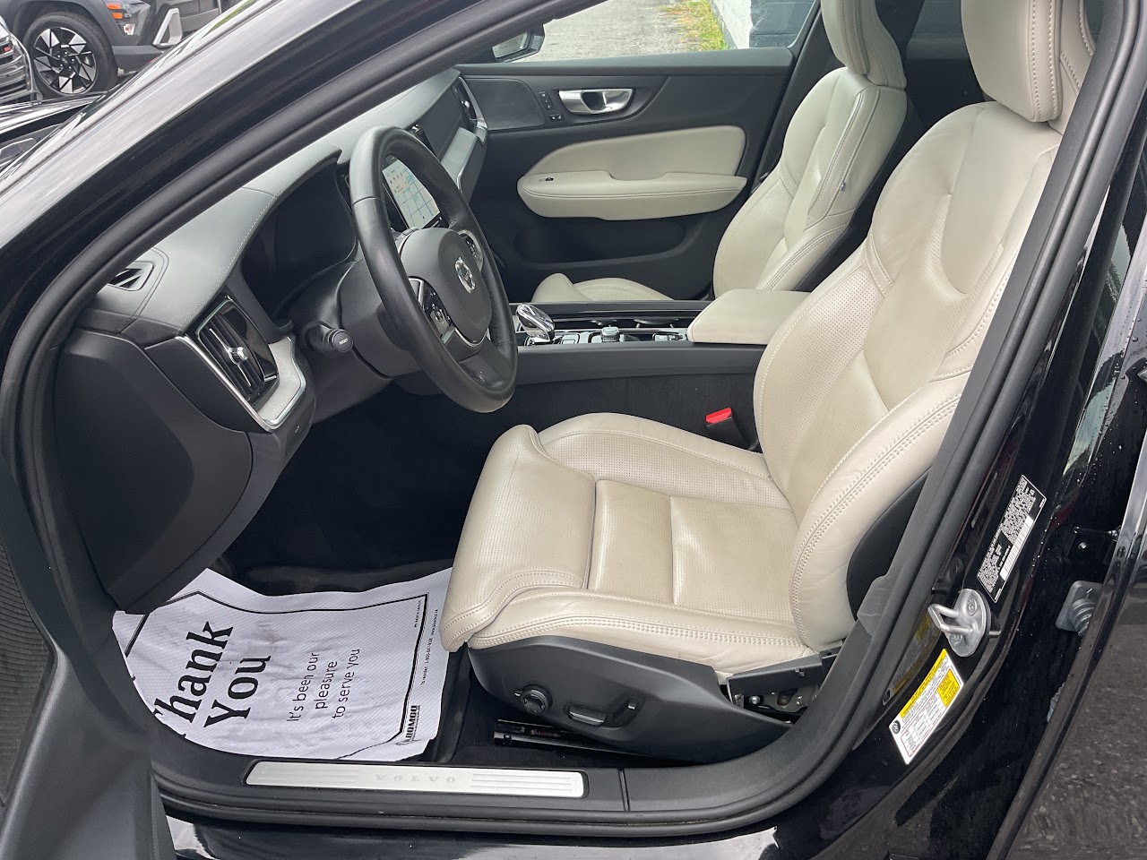 2024 Volvo V60 Cross Country — photo 20 de 34