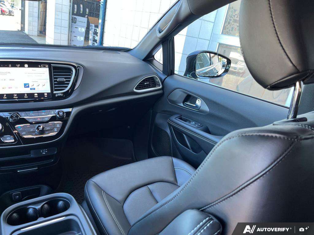 2027 Chrysler Grand Caravan — photo 25 de 25