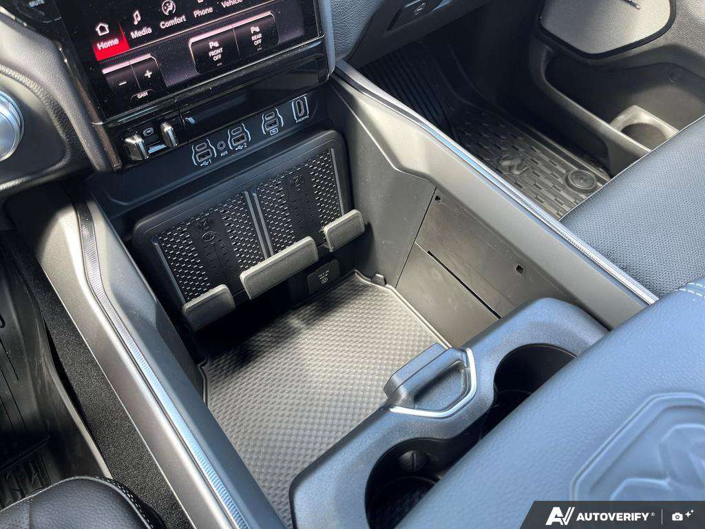 2026 Ram 1500 — photo 18 of 25
